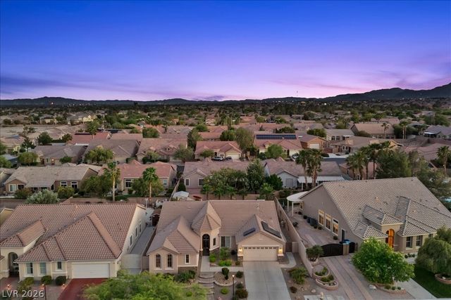 8217 Old Cistern Court, Las Vegas, NV 89131