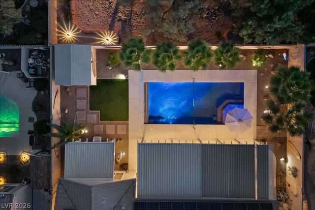 8217 Old Cistern Court, Las Vegas, NV 89131