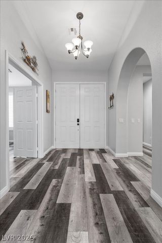 8217 Old Cistern Court, Las Vegas, NV 89131