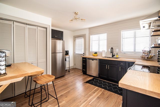 907 White Street SW, Atlanta, GA 30310