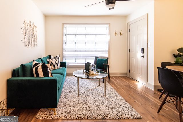 907 White Street SW, Atlanta, GA 30310