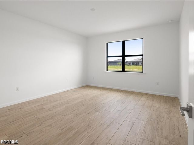 18262 Parksville DR, Estero, FL 33928