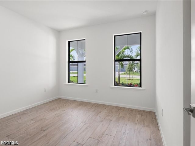 18262 Parksville DR, Estero, FL 33928
