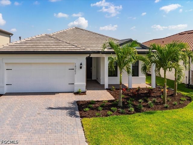 18262 Parksville DR, Estero, FL 33928