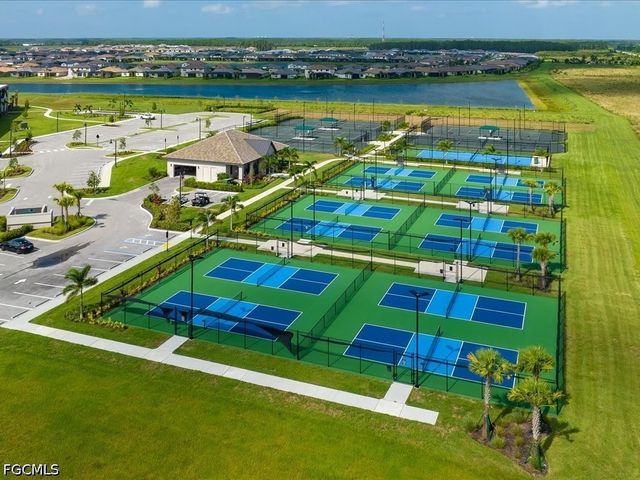 18262 Parksville DR, Estero, FL 33928