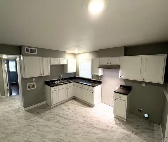 5051 TULANE RD, Memphis, TN 38109