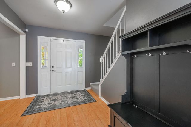 2032 Swan Lane, Elgin, IL 60123