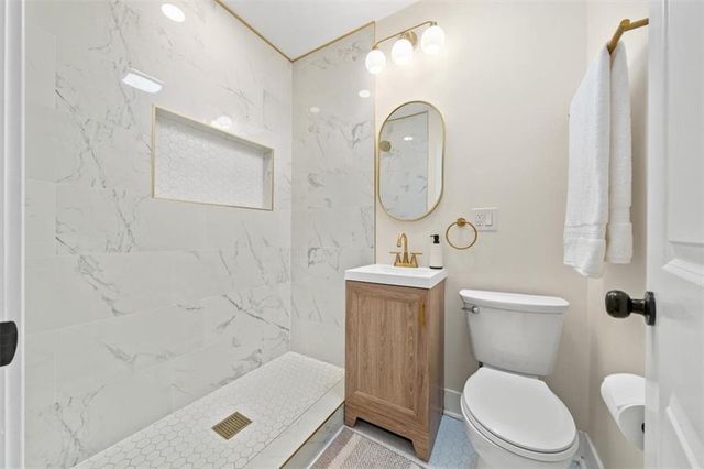 1500 W Lexington Avenue, Independence, MO 64052