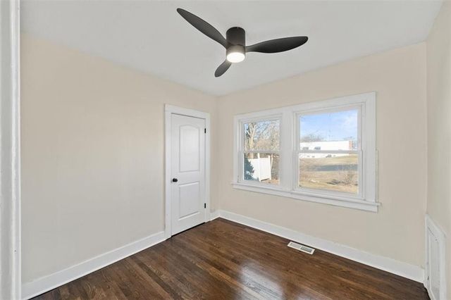 1500 W Lexington Avenue, Independence, MO 64052