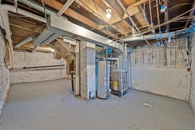 1500 W Lexington Avenue, Independence, MO 64052