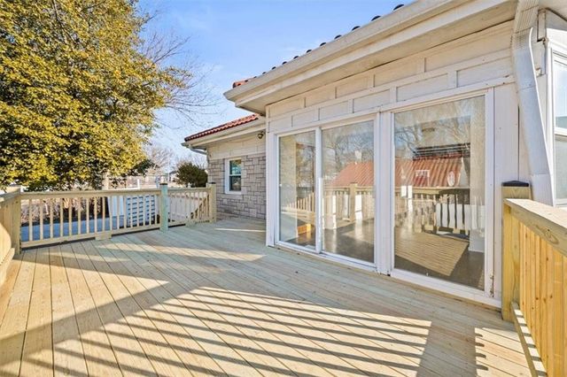 1500 W Lexington Avenue, Independence, MO 64052