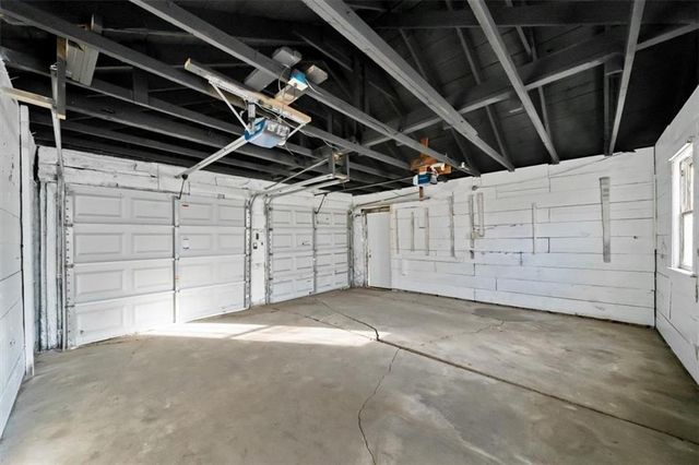 1500 W Lexington Avenue, Independence, MO 64052