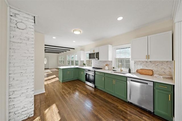 1500 W Lexington Avenue, Independence, MO 64052