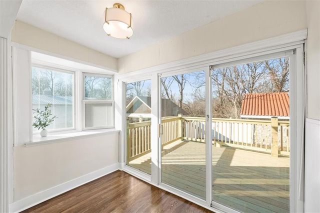 1500 W Lexington Avenue, Independence, MO 64052