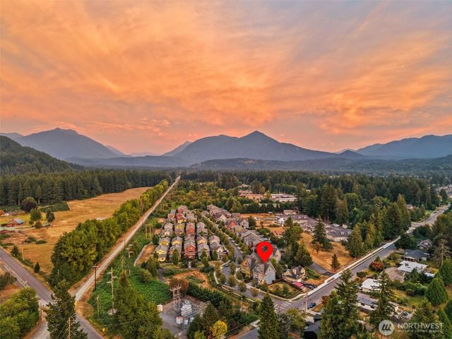 601 NE 2nd Street, North Bend, WA 98045