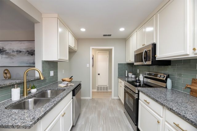 2130 Lemart Street, Grand Prairie, TX 75051