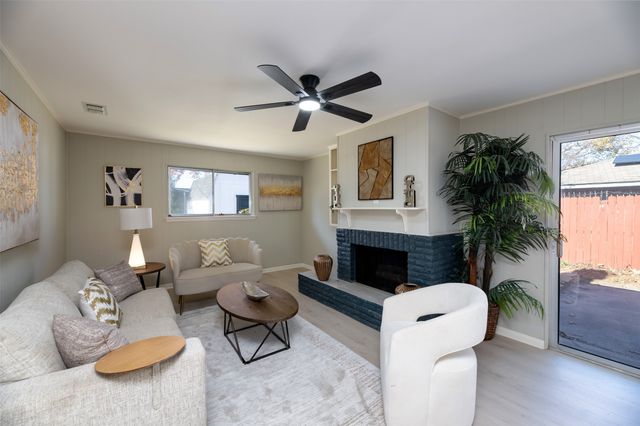 2130 Lemart Street, Grand Prairie, TX 75051