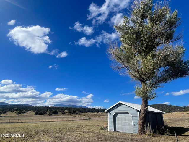 10205 O Neil Lane, Flagstaff, AZ 86004