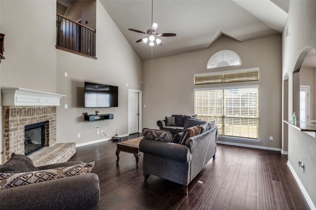 1840 River Run Drive, Desoto, TX 75115