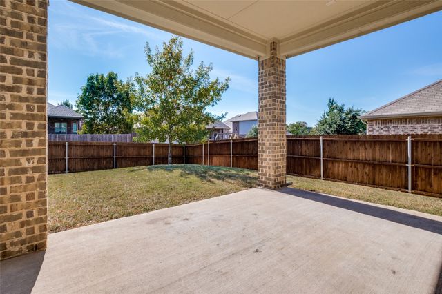 1840 River Run Drive, Desoto, TX 75115