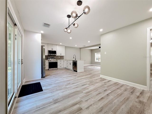 11572 SE 60TH AVENUE, Belleview, FL 34420
