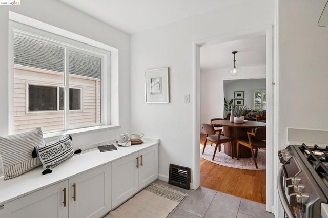 3530 Victor Ave, Oakland, CA 94619
