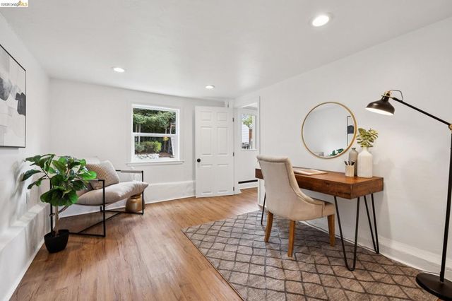 3530 Victor Ave, Oakland, CA 94619