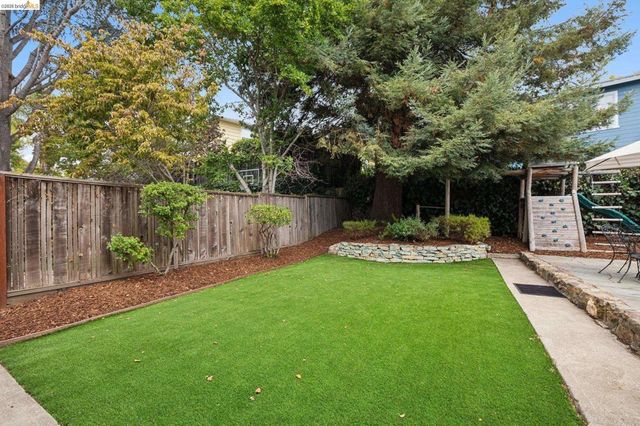 3530 Victor Ave, Oakland, CA 94619