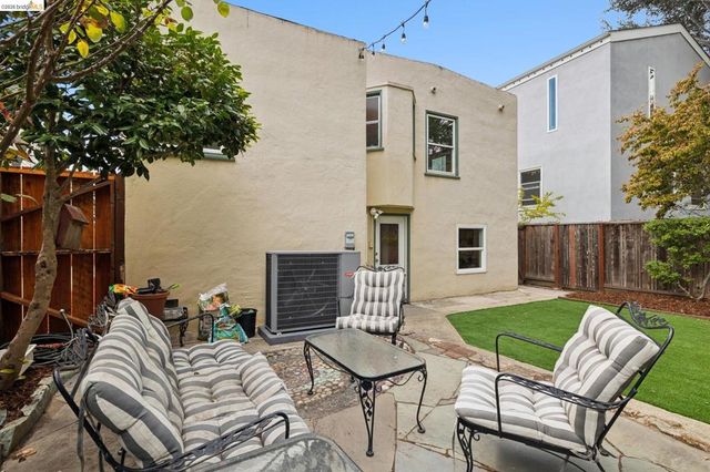 3530 Victor Ave, Oakland, CA 94619