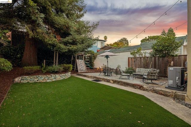 3530 Victor Ave, Oakland, CA 94619
