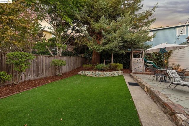 3530 Victor Ave, Oakland, CA 94619