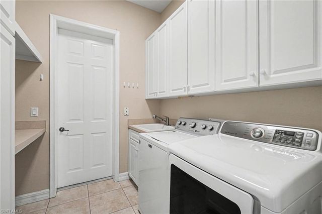 4214 Gulfstream PKWY, Cape Coral, FL 33993