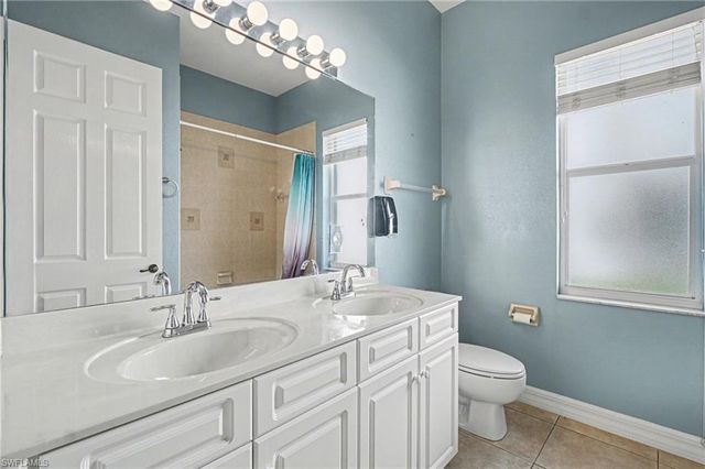 4214 Gulfstream PKWY, Cape Coral, FL 33993