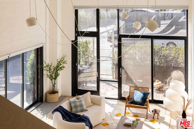 1850 Industrial Street 107, Los Angeles, CA 90021