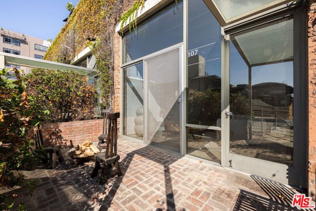 1850 Industrial Street 107, Los Angeles, CA 90021