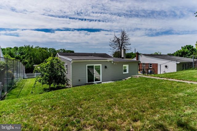 1231 E CARACAS AVE, Hershey, PA 17033