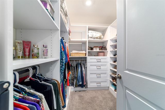 13 HICKORY COURSE CIRCLE, Ocala, FL 34472