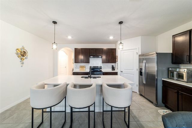 13 HICKORY COURSE CIRCLE, Ocala, FL 34472