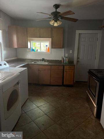 2859 W LANVALE ST, Baltimore, MD 21216