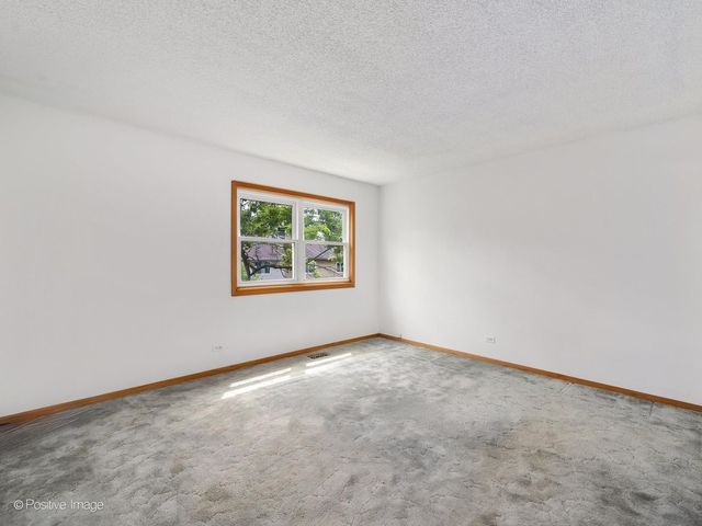 1475 Merrimac Lane, Hanover Park, IL 60133
