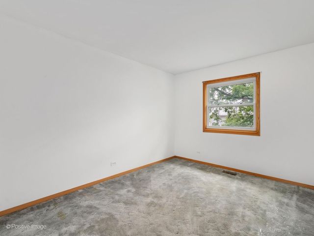 1475 Merrimac Lane, Hanover Park, IL 60133