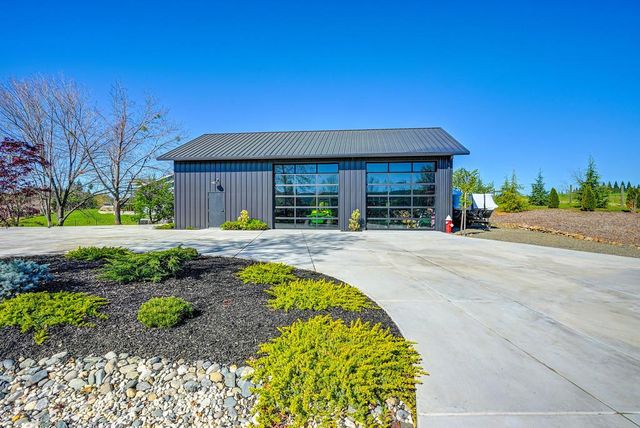 3185 Rattlesnake Rd, Newcastle, CA 95658