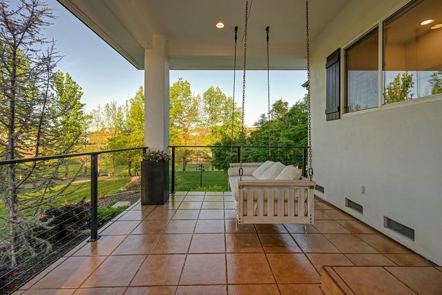 3185 Rattlesnake Rd, Newcastle, CA 95658