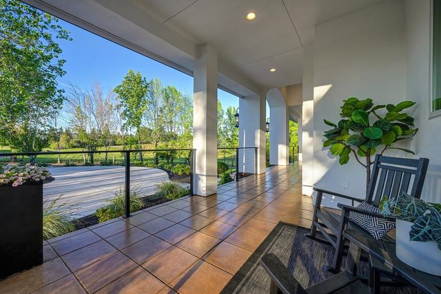 3185 Rattlesnake Rd, Newcastle, CA 95658