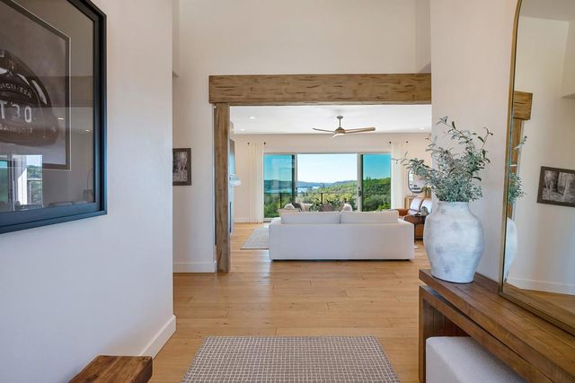 3185 Rattlesnake Rd, Newcastle, CA 95658