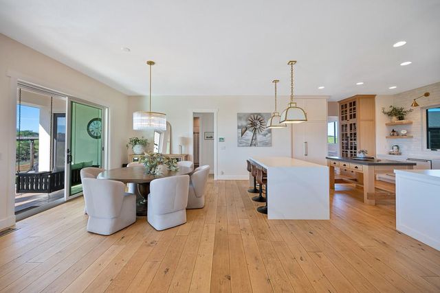 3185 Rattlesnake Rd, Newcastle, CA 95658