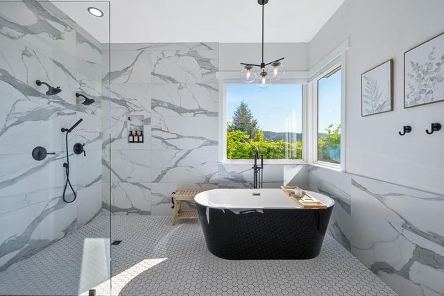 3185 Rattlesnake Rd, Newcastle, CA 95658