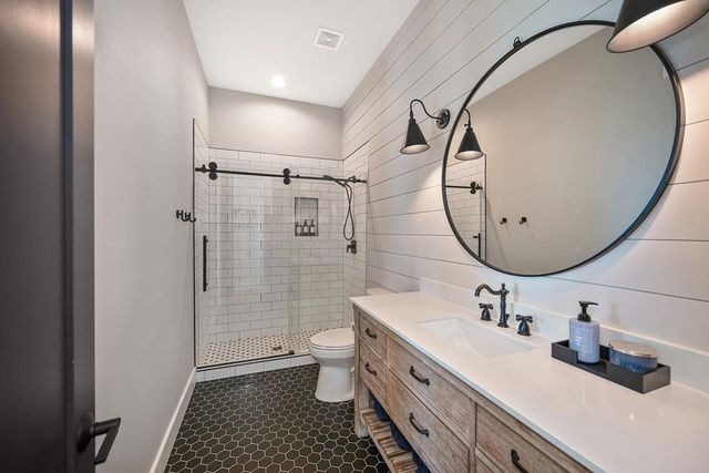 3185 Rattlesnake Rd, Newcastle, CA 95658