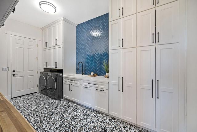 3185 Rattlesnake Rd, Newcastle, CA 95658