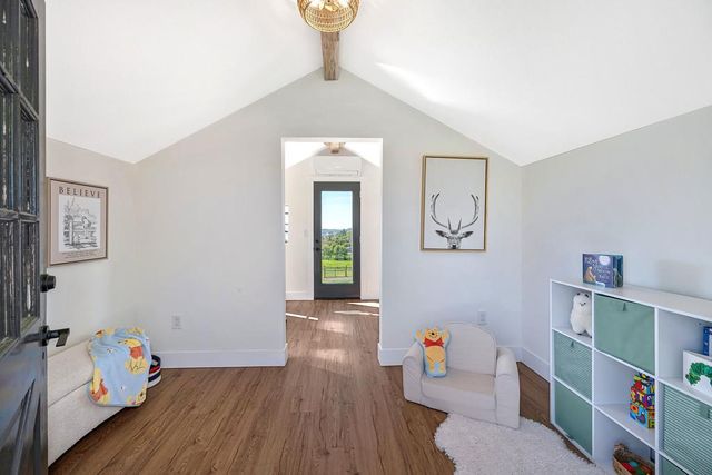 3185 Rattlesnake Rd, Newcastle, CA 95658